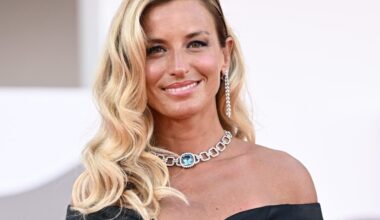 Fenice, la spilla di protesta degli orchestrali contro la nomina di Beatrice Venezi