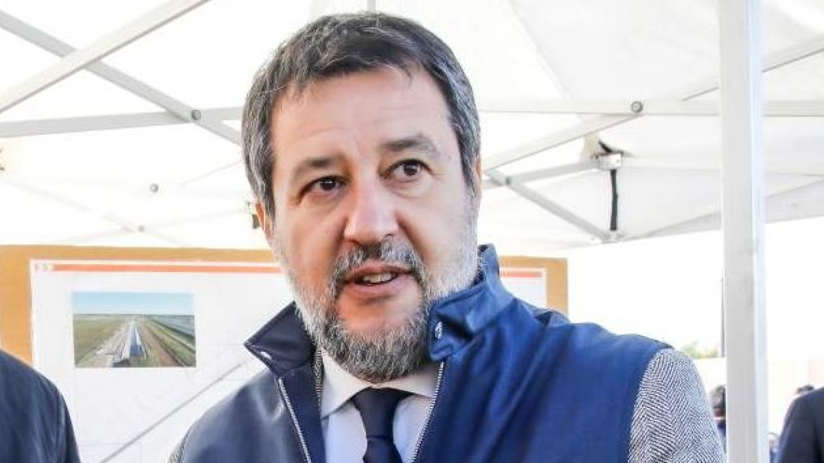 Open Arms, le reazioni all'assoluzione di Salvini. La premier: «Un ministro che difende i confini dell'Italia svolge il proprio dovere»