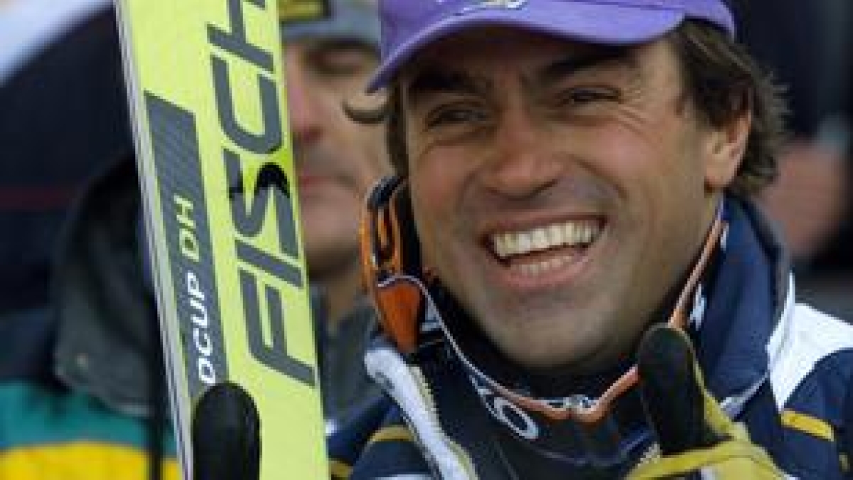 Kristian Ghedina, ex campione escluso da Milano-Cortina: «Ho pure dovuto chiedere io di fare almeno il tedoforo, compilando la scheda on line»