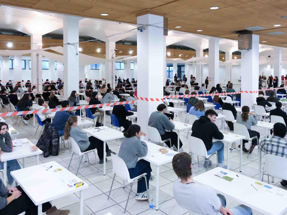 Medicina, è ancora scoglio Fisica. Il peso dell'acqua e altri errori: rischio ricorsi. Il ministero: ipotesi sanatoria, tutti in graduatoria