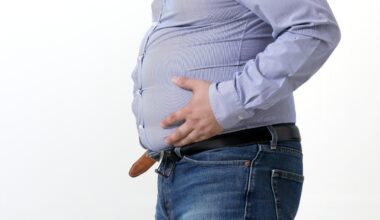 La «pancia da birra» è collegata a danni cardiaci, soprattutto negli uomini