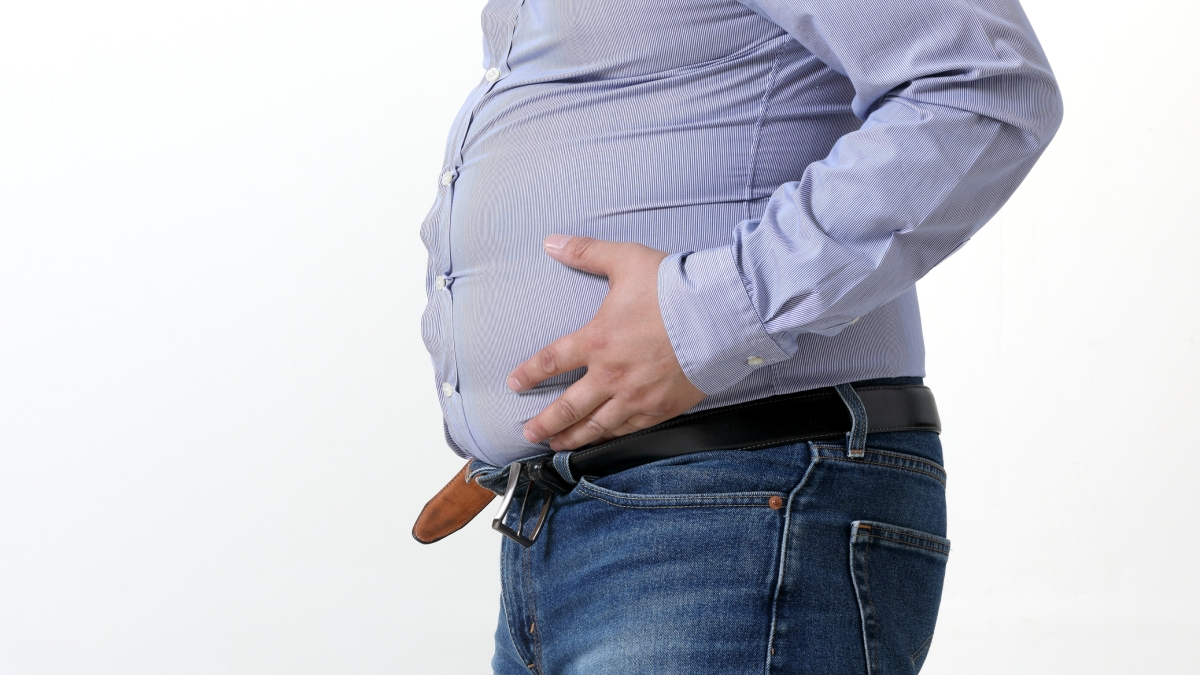 La «pancia da birra» è collegata a danni cardiaci, soprattutto negli uomini