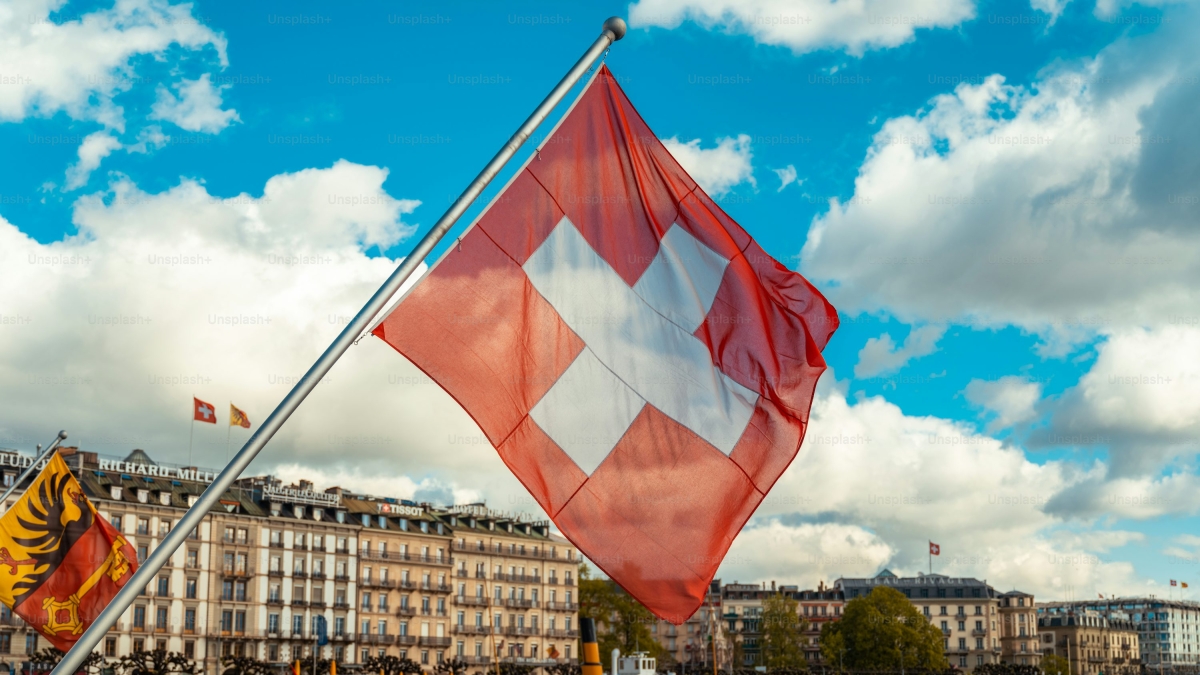 La Svizzera al voto su una tassa di successione del 50%: l’obiettivo è tassare i super ricchi per salvare il clima