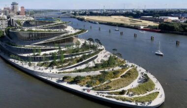 Il miliardario tedesco Kühne «offre» ad Amburgo un nuovo teatro dell'opera. Ma è polemica: «Ricco grazie al nazismo. E non ha mai chiesto scusa»