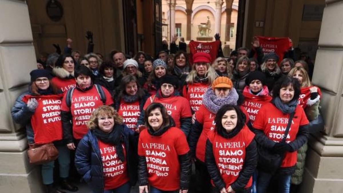 La Perla, si chiude la vertenza: riassunte tutte le lavoratrici nella nuova società