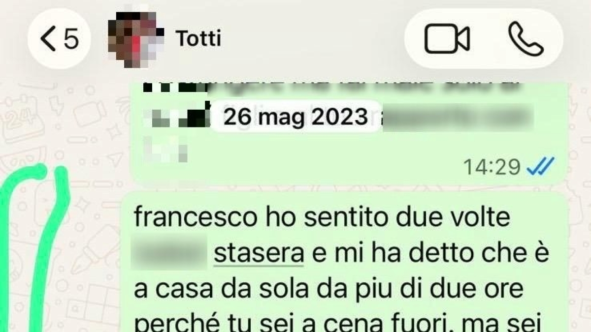 Il messaggio di Ilary Blasi a Francesco Totti: «Ma sei impazzito a lasciare da sola in casa una bambina di 6 anni?»