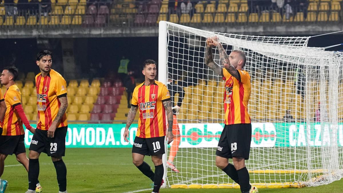 Serie C Benevento-Salernitana 5-1 | Gazzetta.it