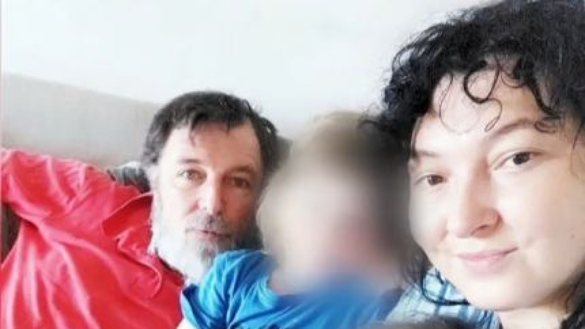 Casale nel bosco nell'Aretino, i bimbi senza vaccini né home schooling sottratti alla famiglia: i genitori fanno parte di una setta