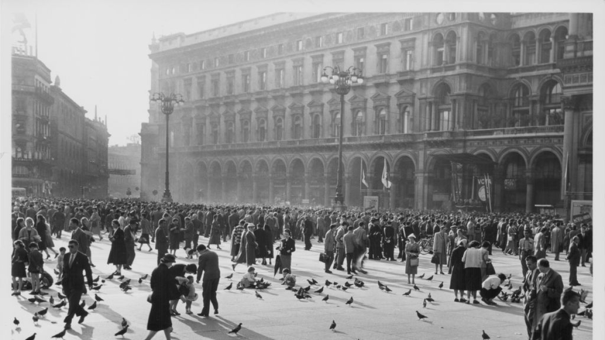 «Io, figlio fortunato di Milano, mi sento straniero in questo luna park che non chiude mai: una città superlativa nel bello e nel brutto»