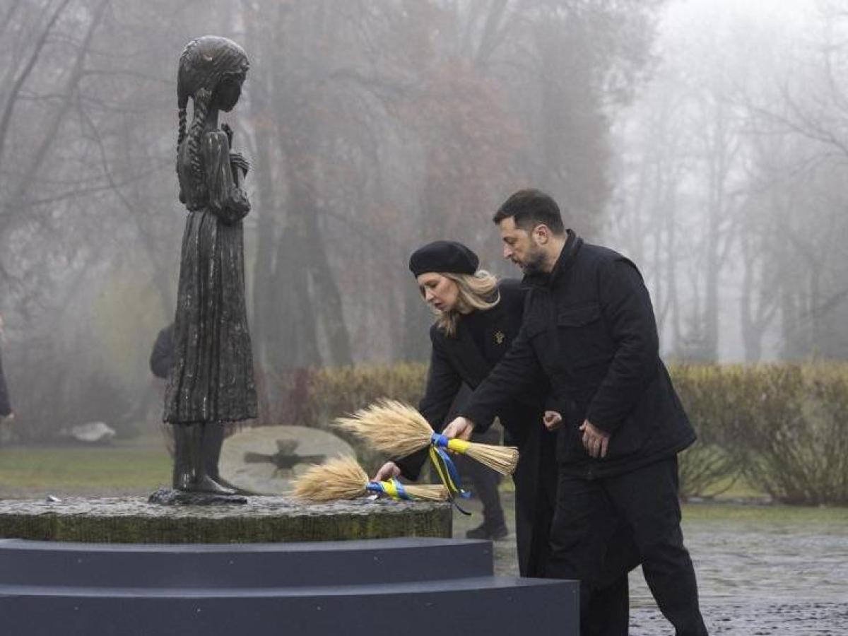 Olena Zelenska: «Ho visto un papà al cimitero che cullava la bara bianca del figlio, è stato insopportabile. L’Europa si sta abituando alla nostra tragedia: noi non possiamo»