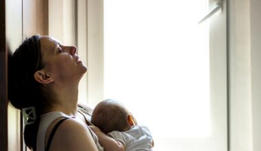 Suicidio materno: in Italia, in dieci anni, sono morte oltre 770 neomamme. Il 42 percento dei decessi poteva essere evitato