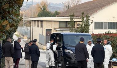 Femminicidio ad Ancona, donna picchiata a morte in casa: si cerca il marito