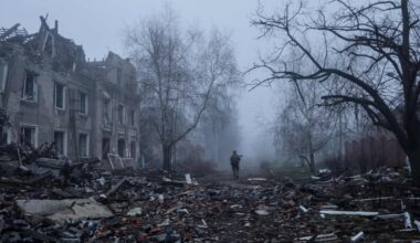 La nuova strategia dell'Ucraina contro Mosca: «Colpire duro l'energia russa». Ma Kiev è in difficoltà a Pokrovsk (e sugli altri fronti)