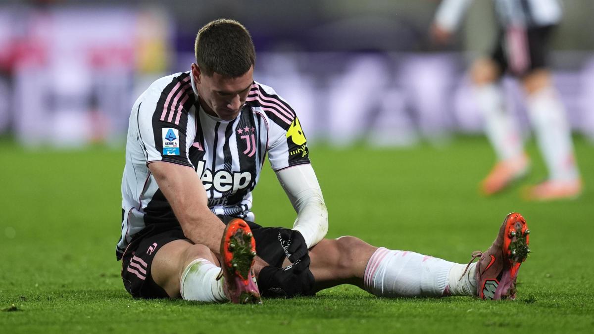 Juventus: Vlahovic verrà operato domani a Londra