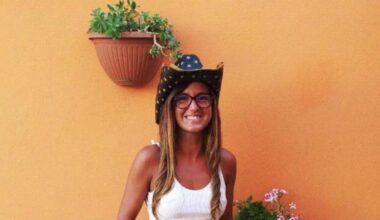 Elisa Conzadori, investita e uccisa a 34 anni dal treno al passaggio a livello: Rfi condannata a risarcire fidanzato e familiari