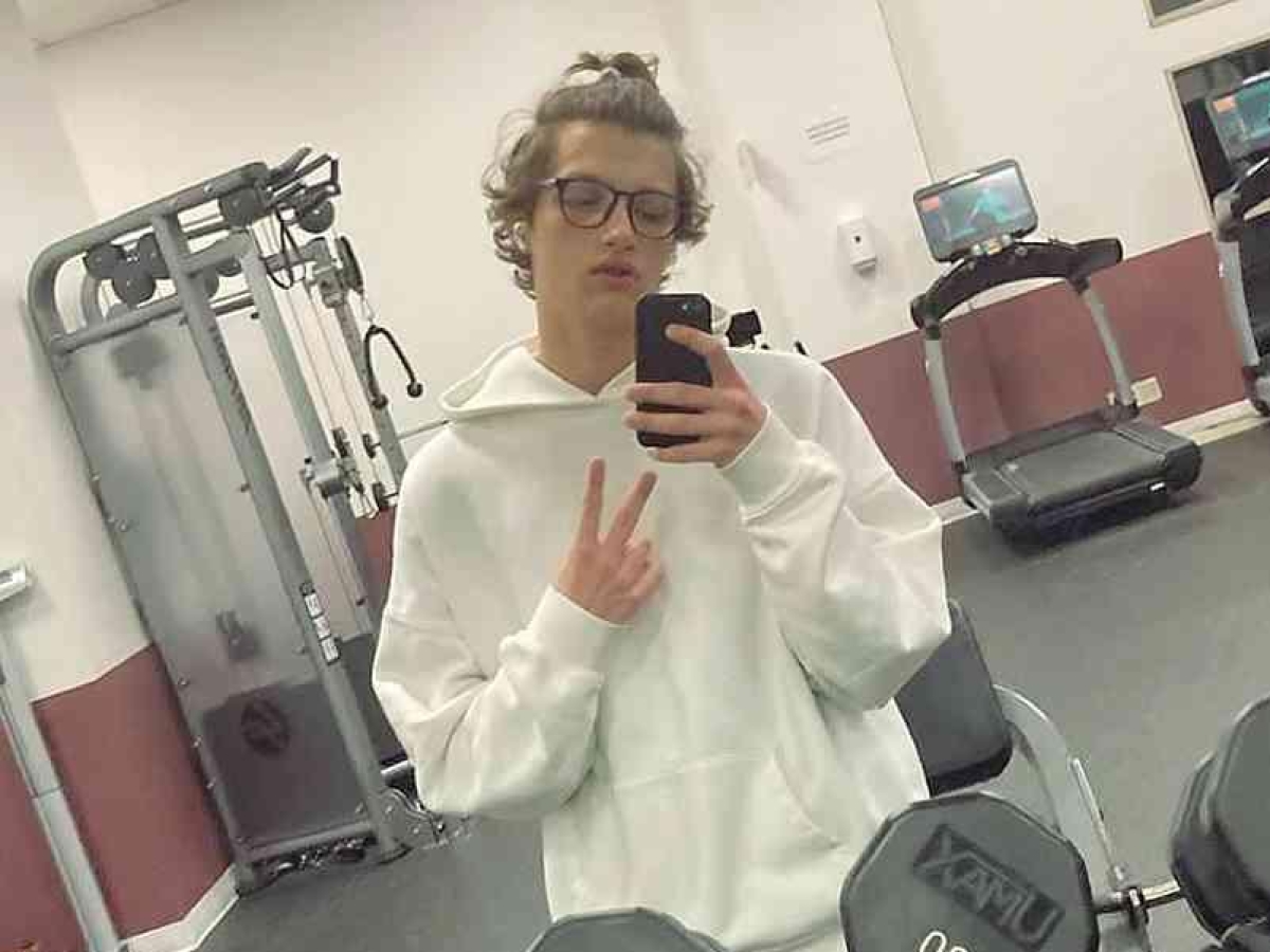 Il papà di Claudio Mandia, morto suicida nel college di New York: «Mio figlio messo in isolamento e trattato come un animale. In una scuola da 63 mila dollari l'anno»