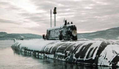 Una flotta contro i sottomarini russi: la «Caccia a Ottobre Rosso» di Gran Bretagna e Norvegia. Starmer: «Dobbiamo difenderci»