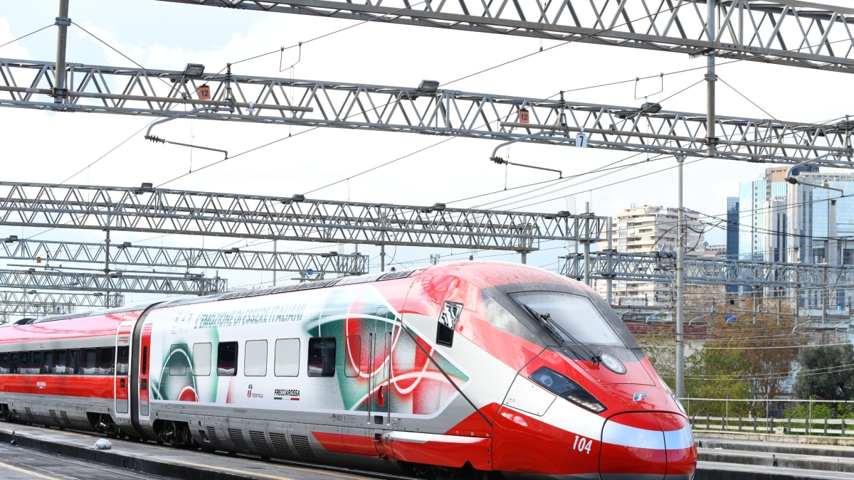 Fs, Donnarumma: «Un socio privato per l’alta velocità. E il ritorno all’utile. Anas uscirà nel 2026»