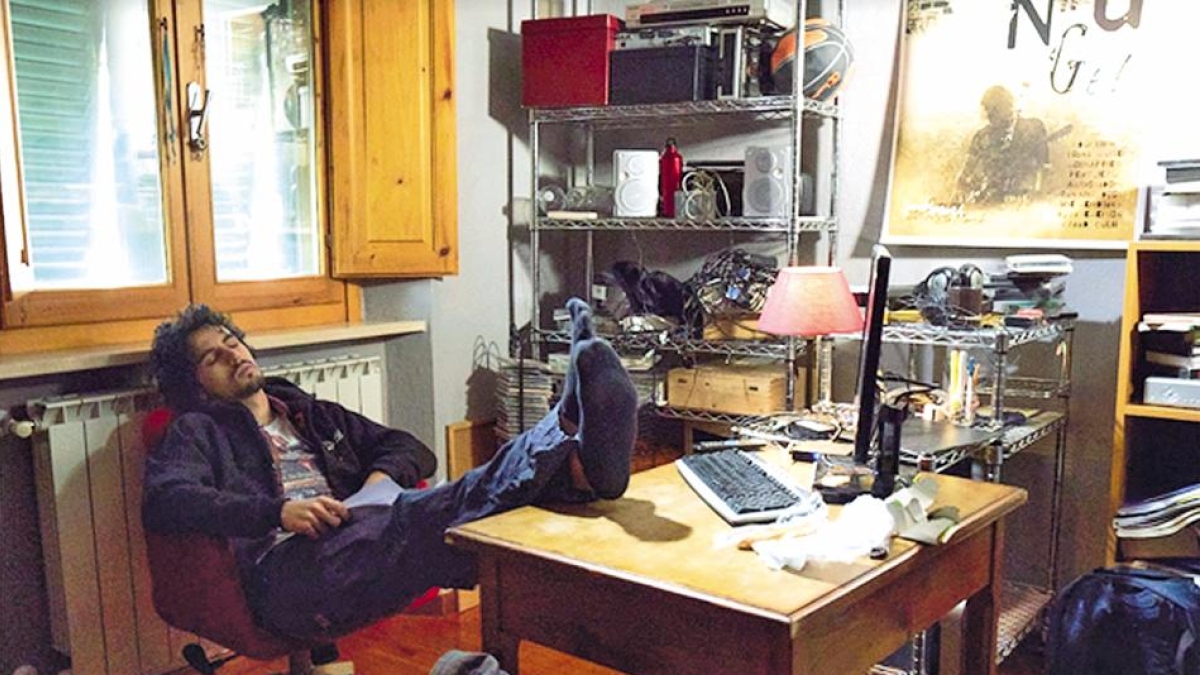 Il racconto della mamma di un hikikomori: «Non capivo mio figlio, ho scambiato il suo disagio profondo con un problema dell'adolescenza. In quarta liceo è precipitato in un gorgo»