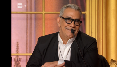 «Ballando con le stelle», le pagelle: Mariotto esilarante (voto 10); Fialdini sensuale ma troppo perfetta (5); Fognini e Magnini papà teneri ma strappalacrime (5); Chemical ringrazia la mamma (7)