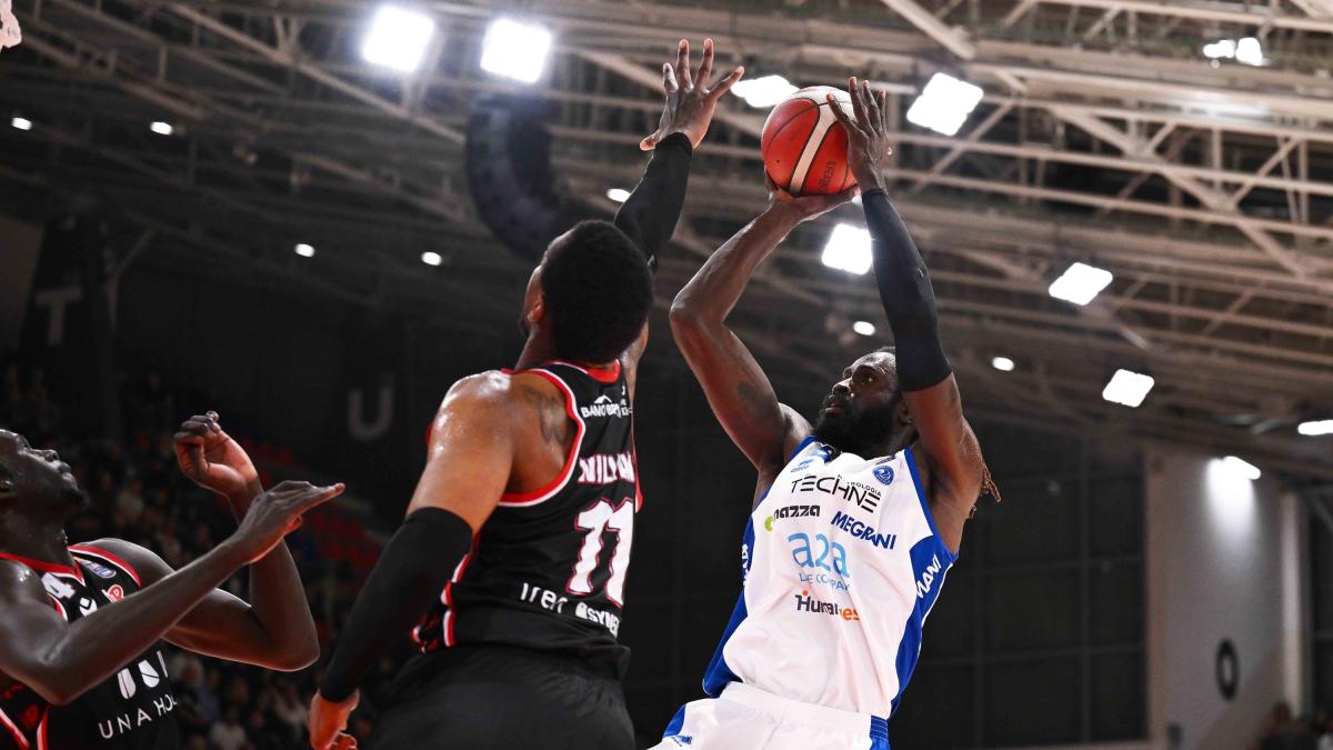 Basket, il meglio della 10ª giornata di Serie A: quintetto ideale, sorpresa, italiano