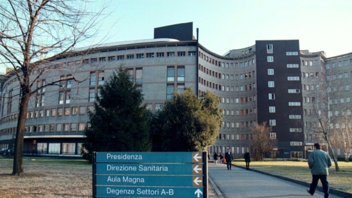 Cosa sta succedendo al San Raffaele: farmaci errati, dosi decuplicate e le dimissioni di Galli, scatta l'indagine Ats