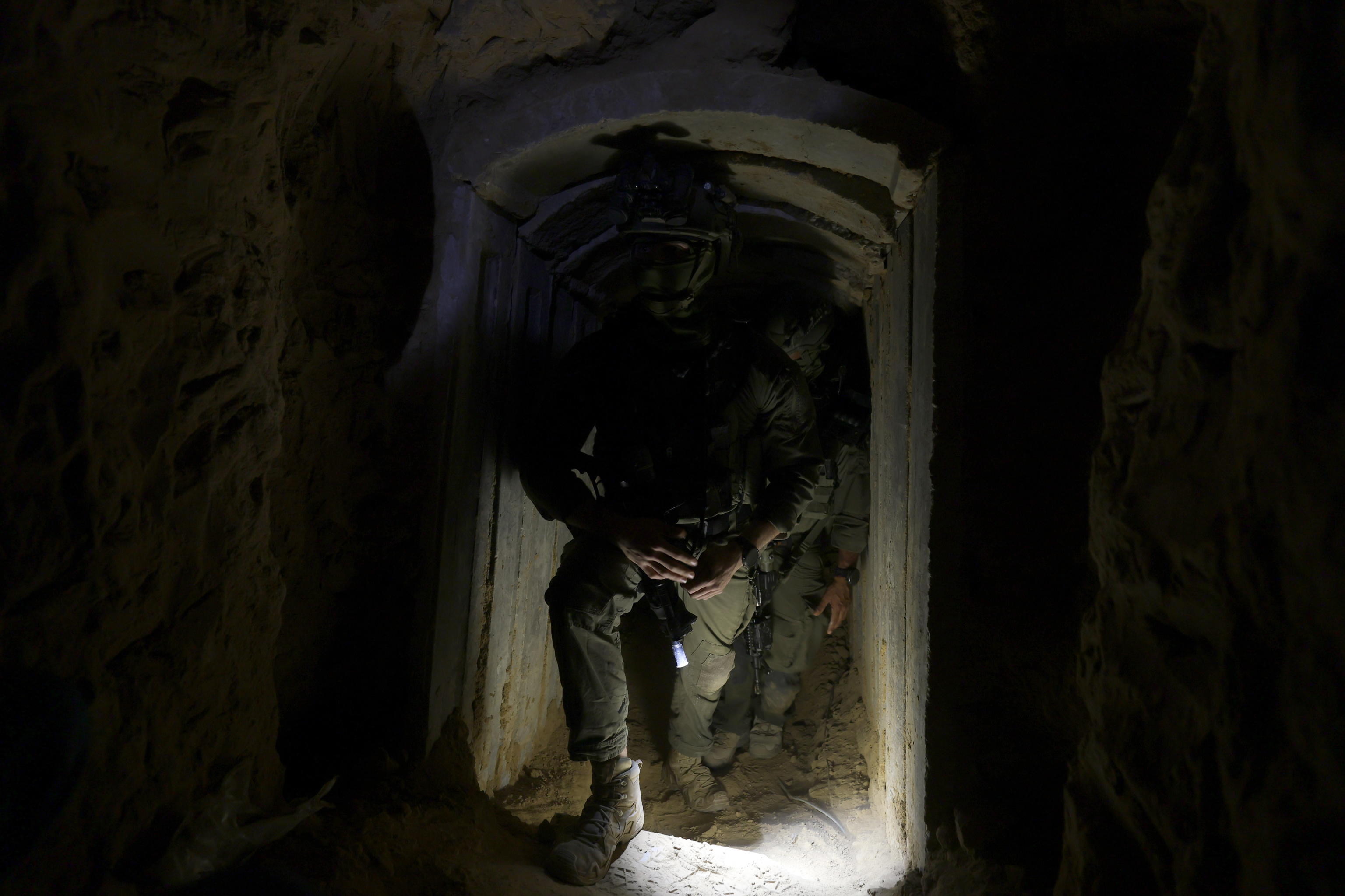 epa12580604 A photo taken while embedded with the Israeli Army and cleared by Israeli military censors shows Israeli soldiers from the special unit Yahalom in an underground tunnel in the Al-Shaboura neighborhood in Rafah, southern Gaza Strip, 08 ...
