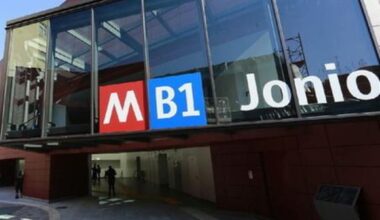 Roma, 23enne violentata da tre uomini all'uscita della stazione metro Jonio. Inchiesta della Procura