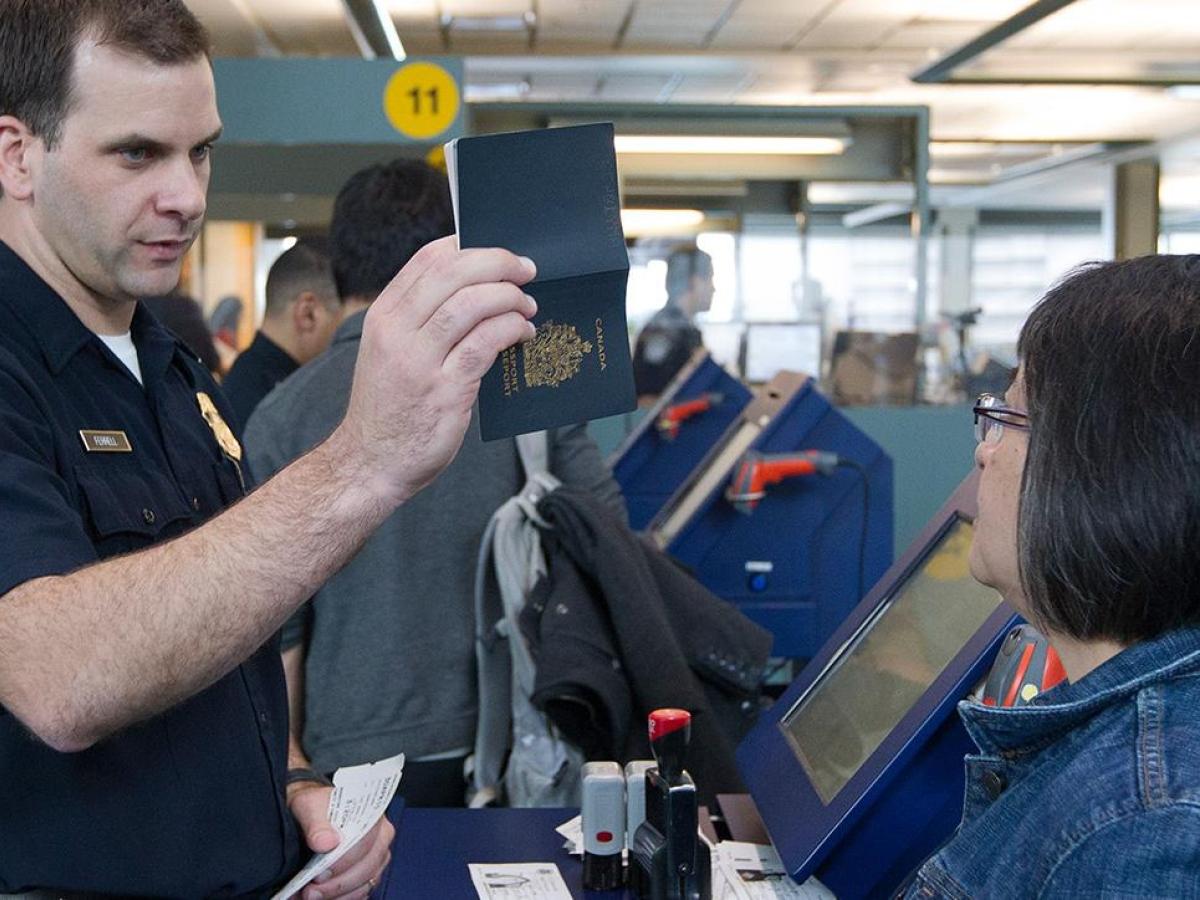 Per entrare negli Usa i turisti (anche italiani) dovranno mostrare cosa hanno fatto sui social negli ultimi 5 anni