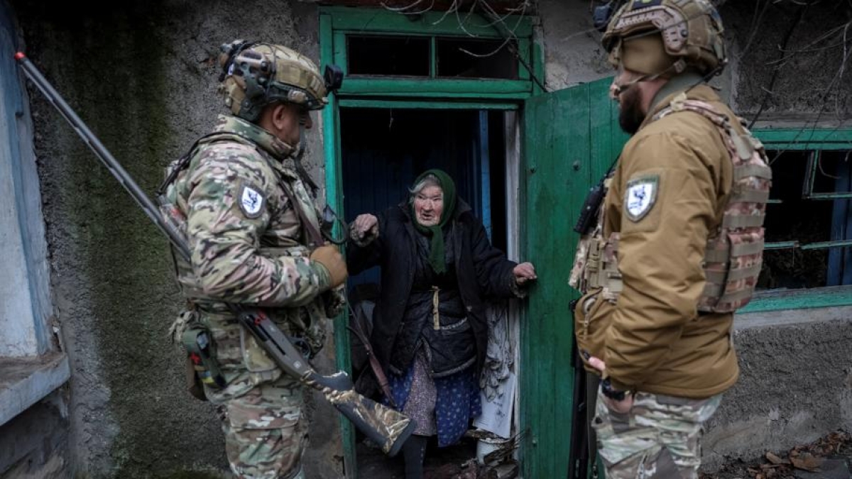 I Volenterosi incalzano Trump sul piano per l'Ucraina: summit entro il fine settimana. E il presidente Usa attacca Zelensky
