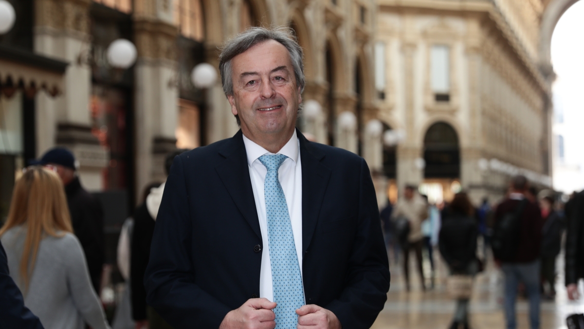 Roberto Burioni sui test per Medicina: «Le superiori vi hanno illuso, eccovi nella realtà. Io li avrei superati al quarto anno di liceo»