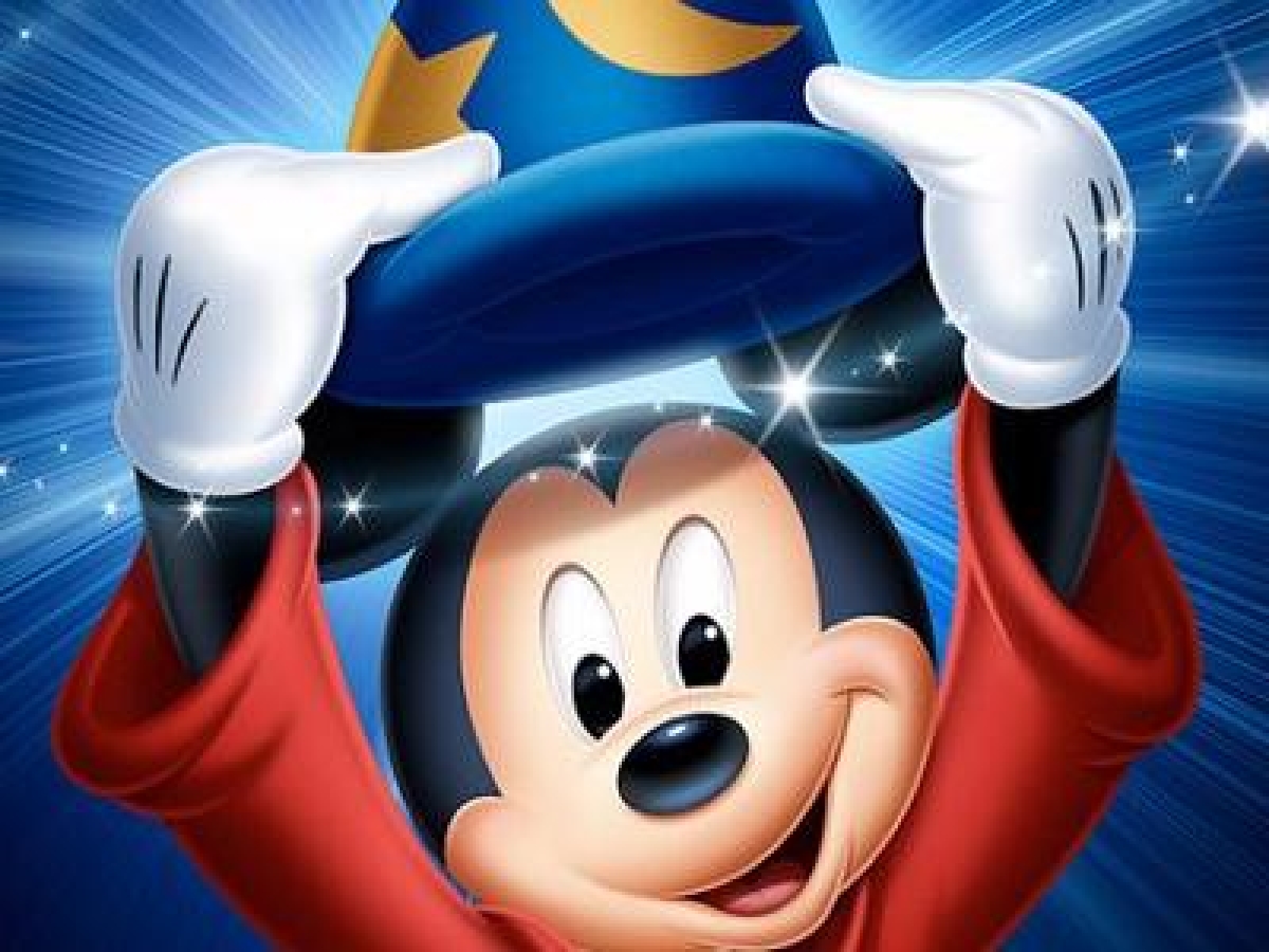 Disney investe un miliardo di dollari in OpenAI: Topolino e Obi-Wan Kenobi a disposizione di ChatGpt e dell'AI di Sora