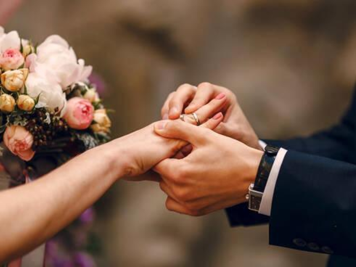 Stress da matrimonio: come Reddit è diventato il planner digitale perfetto per migliaia di spose e sposi