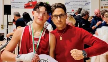 Lorenzo Mattia Berlusconi vince al debutto nel pugilato federale davanti a papà Pier Silvio