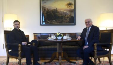 Ucraina - Russia, le notizie sul conflitto in diretta | Terminati i colloqui a Berlino, Zelensky a Bellevue da Steinmeier. Ue: «Fondi per Kiev dagli asset russi o dal debito»