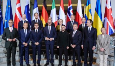 Vertice di Berlino, l'offerta Usa per Kiev: garanzie simil-Nato e una forza multinazionale europea