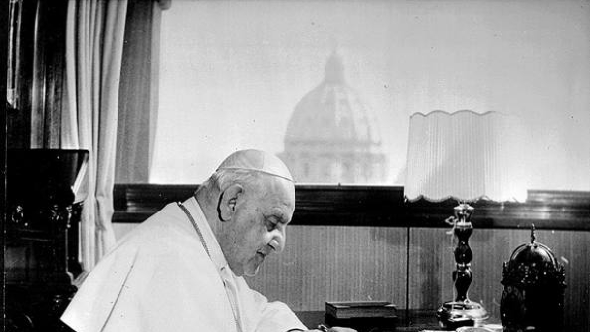 Il pronipote di Roncalli: «La battuta di Andreotti? Papa Giovanni non amava la sedia gestatoria perché voleva rimanere tra la gente»