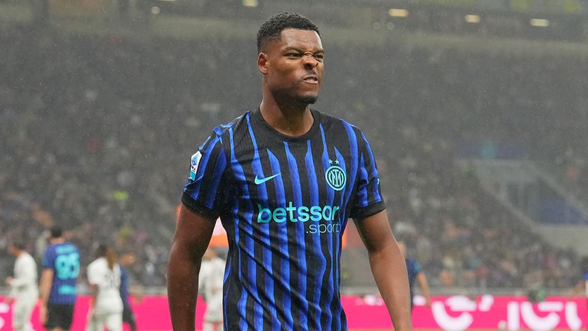 Dumfries operato alla caviglia sinistra: starà fuori 3 mesi