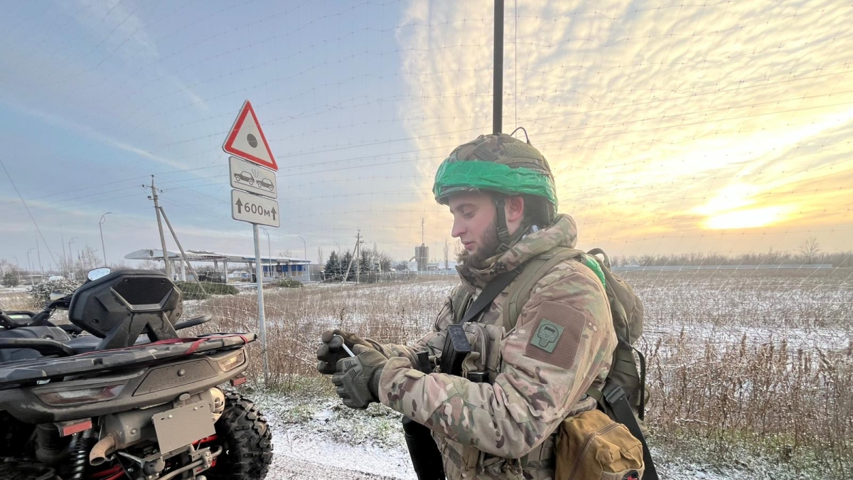 Denti di drago, reti e ostinazione, così la fortezza Donbass resiste a Putin: «Qui non cederemo»