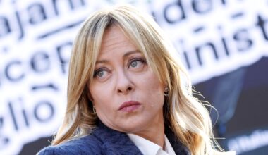 Meloni alla Camera verso il Consiglio europeo: le comunicazioni in diretta |La premier: «Europa e Usa non sono `competitor´». E sul bilancio Ue: «Non pagheremo di più per avere di meno»