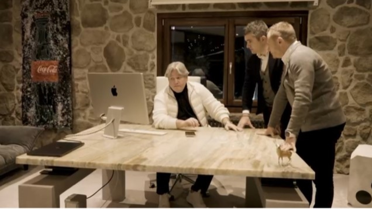 Roma, il premio del manager sognatore ai dipendenti: «1,618 euro per ogni giorno lavorato nella nostra azienda»