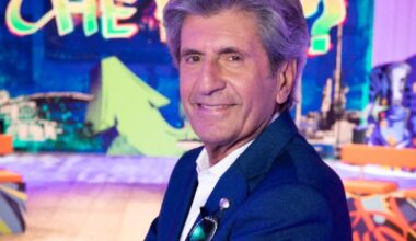 Gianni Ippoliti: «Soliti Ignoti nacque da una mia idea, ma la Rai la attribuì a un americano. Ho inventato io la marchetta in tv. Rocco Tanica mi copia (male). Timperi? Lasciamo stare»