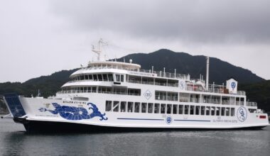 In Giappone salpa il primo traghetto a guida completamente autonoma: può trasportare 500 persone e 60 auto