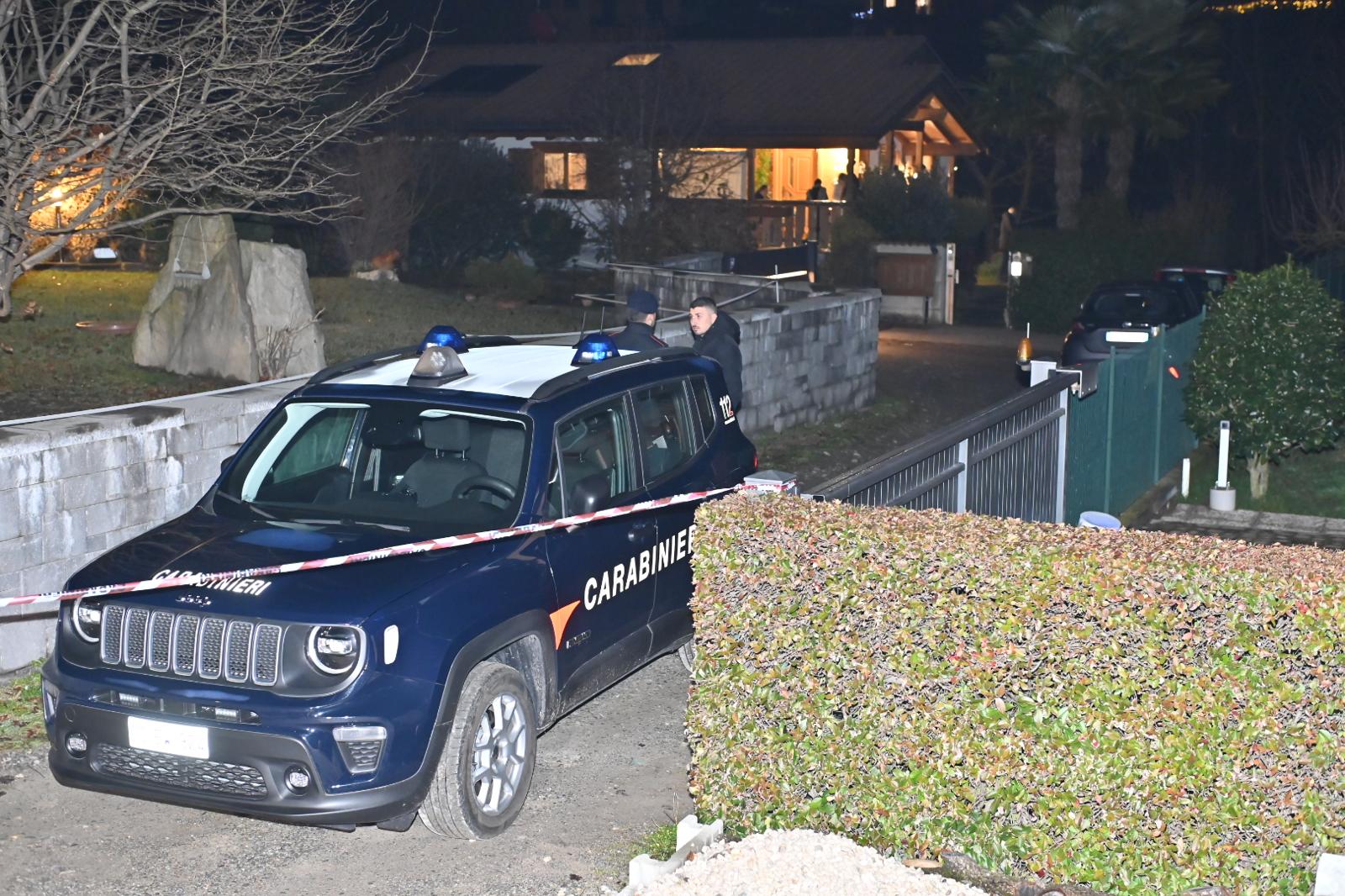 Como, marito e moglie 70enni trovati senza vita nella loro abitazione: si sospetta un caso di omicidio-suicidio