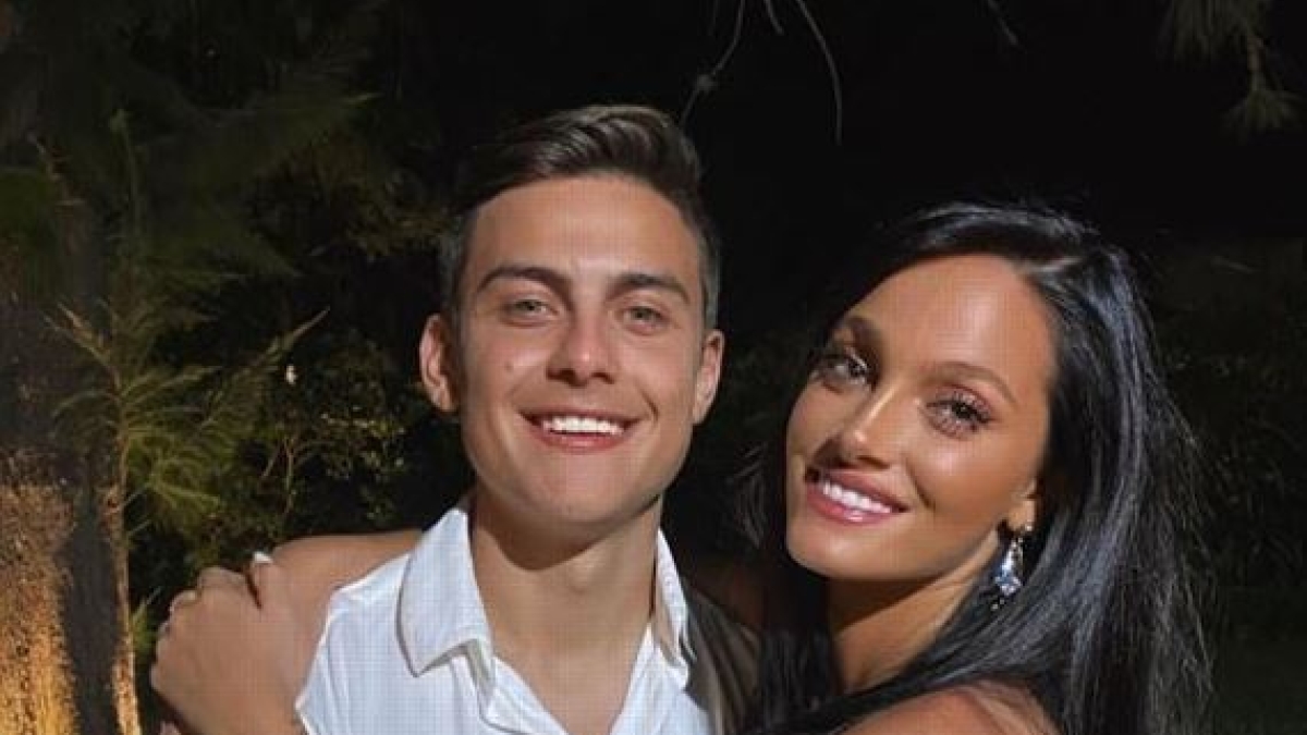 Dybala sempre più lontano dalla Roma. La suocera: «Mia figlia Oriana vuole andarsene»