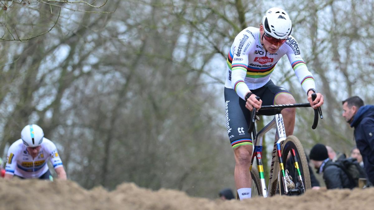Van der Poel vince ciclocross Koksijde
