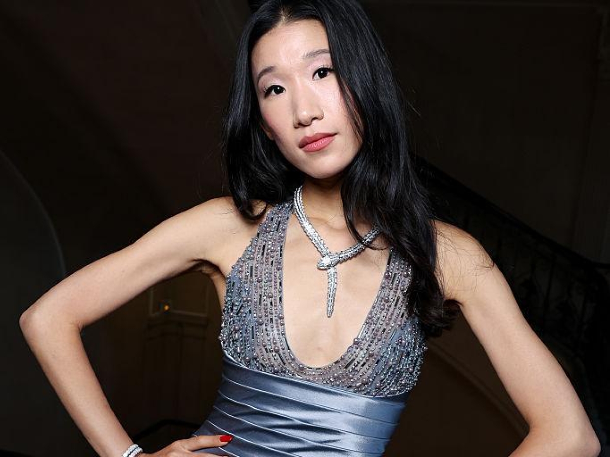 Chi è Becca Bloom, l'influencer del momento (che ostenta il lusso): ecco la categoria delle Vic, Very Important Client