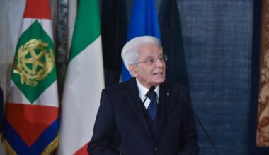 Mattarella firma 5 grazie: ci sono anche Franco Cioni, che ammazzò la moglie gravemente malata, e Alla F. Hamad Abdelkarim, l'ex calciatore libico condannato come scafista