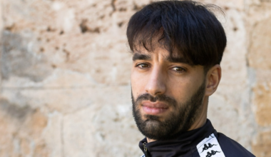 Il sogno del calcio, la traversata, il processo, la condanna come scafista, il libro in carcere: chi è Alaa Faraj, il libico graziato dal capo dello Stato