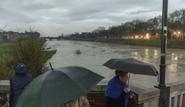 Maltempo Emilia-Romagna, Natale con l'allerta rossa. A Bologna a rischio i fiumi. San Lazzaro, ordini di evacuazione